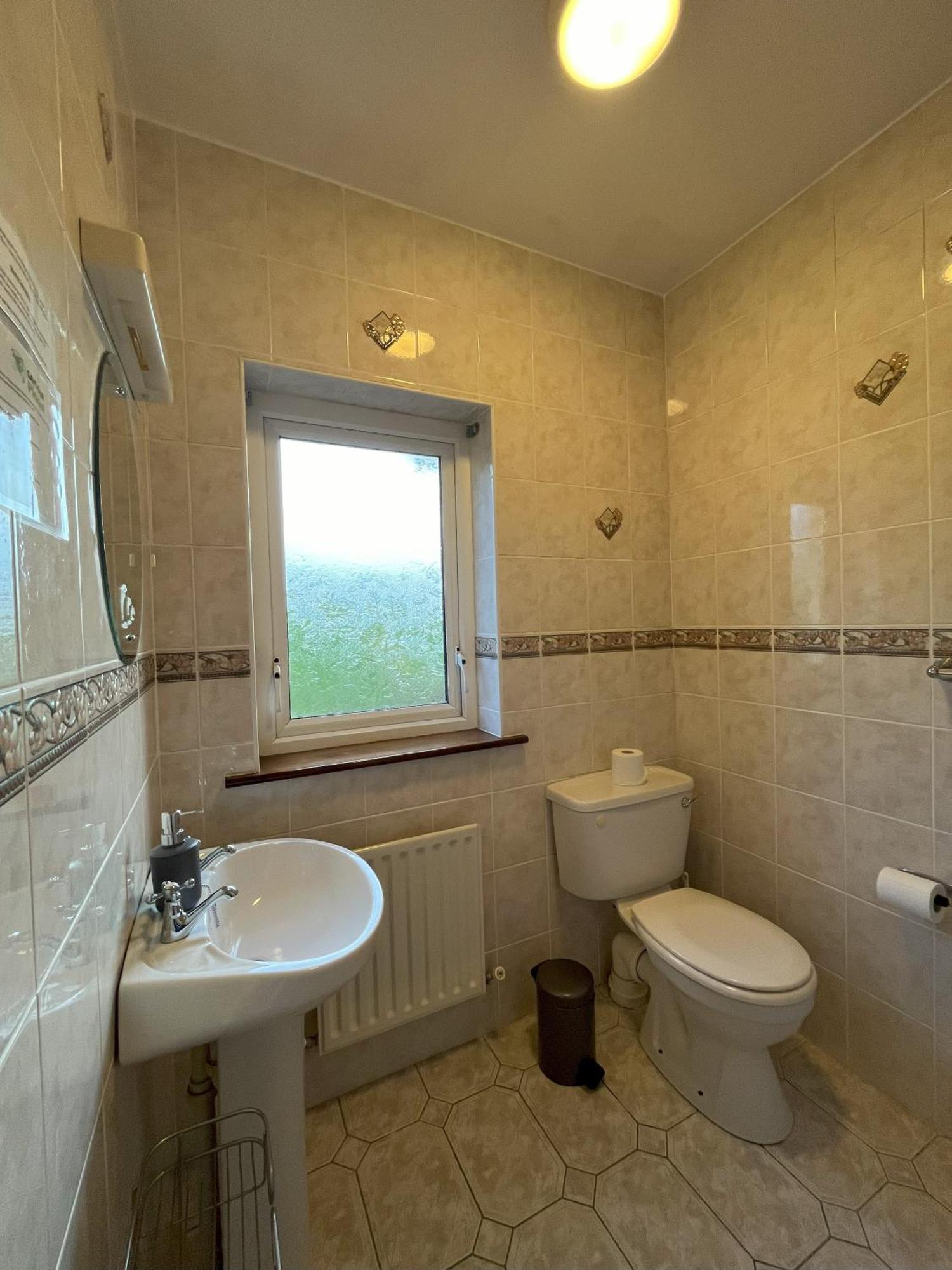Pk Lodge Bed And Breakfast Skibbereen Bagian luar foto