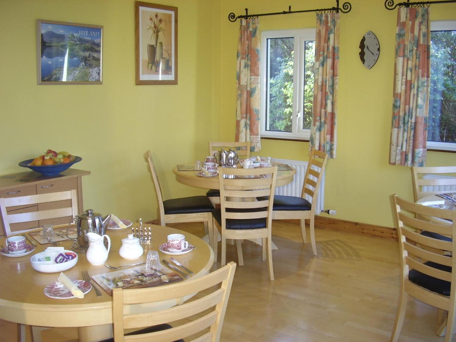 Pk Lodge Bed And Breakfast Skibbereen Bagian luar foto