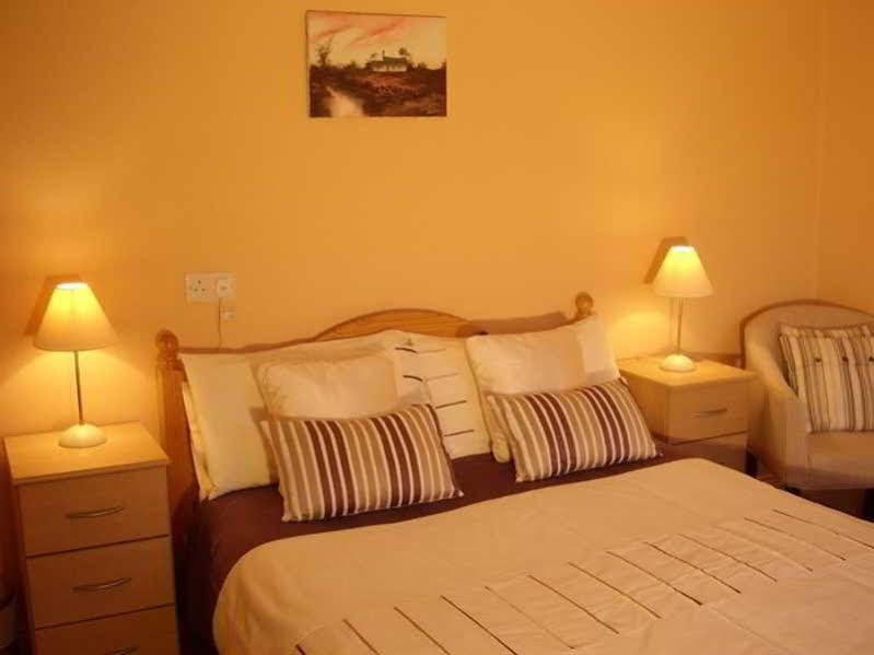 Pk Lodge Bed And Breakfast Skibbereen Bagian luar foto