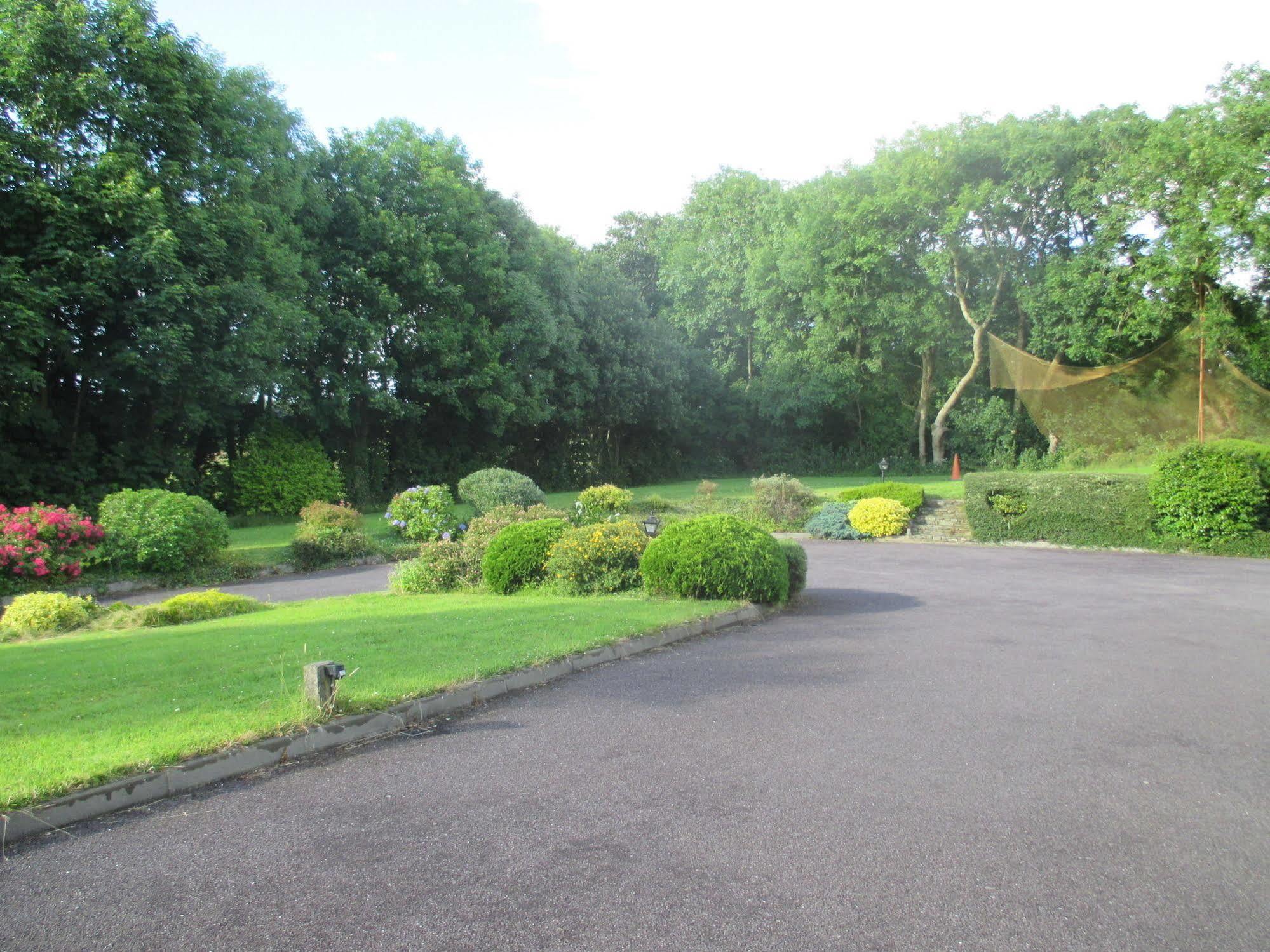 Pk Lodge Bed And Breakfast Skibbereen Bagian luar foto